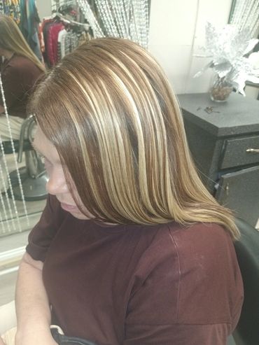 ( u-tip hair extensions in the body of the hair with loose stran cold fusion extensions around perim
