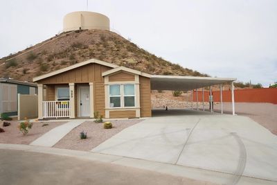 989 Twin Buttes - The Buttes at Sundance
989-1
Manufactured Home - 2 Bed 2 Bath, Sunset Blossom