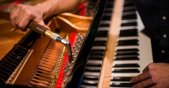 Piano tuning professional
