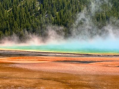 Prismatic hot spring - Yellowstone national park