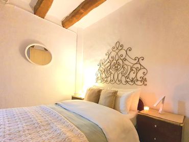 Welcome to our guest home in the charming hilltop village of Rasquera. Enjoy your holidays in our tw
