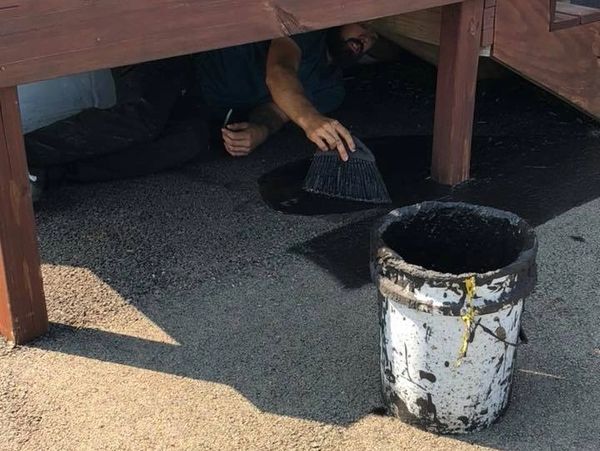 Asphalt Sealcoating Edging