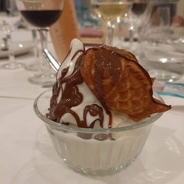 Tayakitos con helado de yogur de LA PECERA en la comunión de Juan en Palencia.