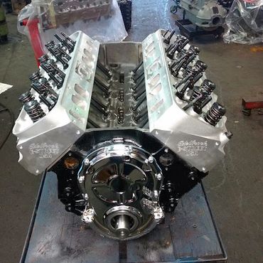 High performance 454ci BBC engine.