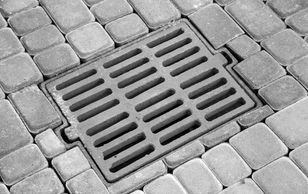 UCM Grila scurgere receprtori ape pluviale , guri de scurgere , canal
Materiale de constructii