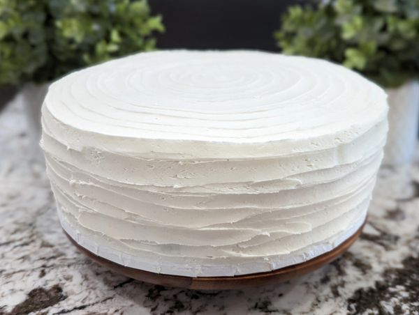10-inch 3-layer cake, vanilla textured frosting