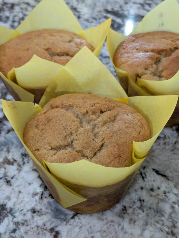 Classic banana muffins (no nuts)