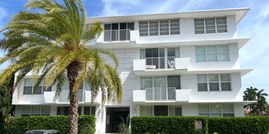401 Peruvian Ave Palm Beach, boutique building inear Worth Ave, Palm Beach luxury condos for sale