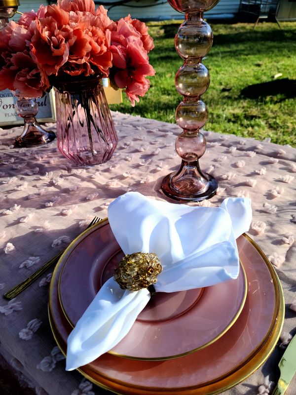 Magnolia Bloom place setting