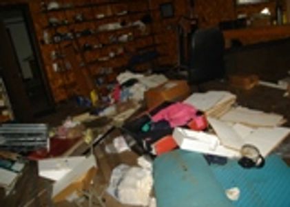 Roomfull of junk from eviction cleanout in central Florida