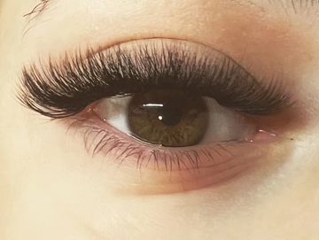 Volume Lash Extensions