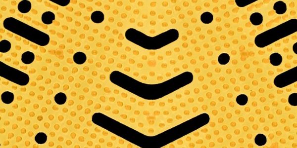 EDGE Shield Plus Urinal screen - Mango in detail