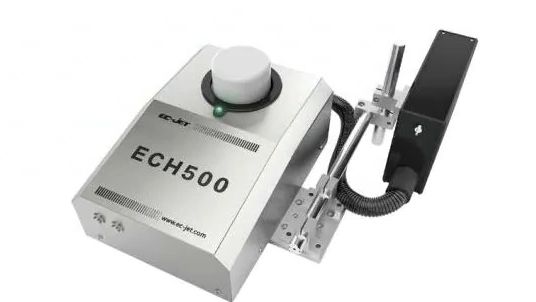 ECH500 model yazısı normal yönde görünen yüksek çözünürlüklü hat tipi inkjet kodlama sistemi