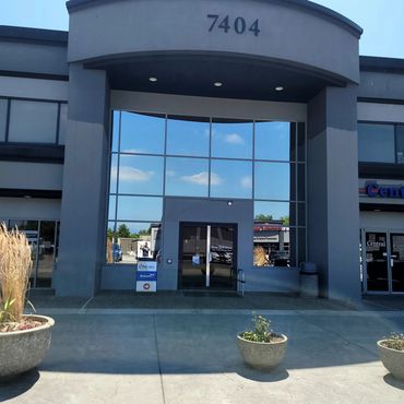 Surrey Botox® Clinic, by Dr. Ward. CoolSculpting, SkinVive, SkinMedica, Juvederm, Botox.