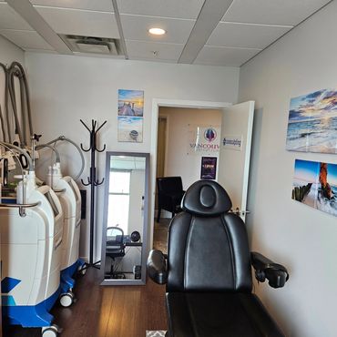 Vancouver Botox® Clinic, by Dr. Ward. CoolSculpting, SkinVive, SkinMedica, Juvederm, Botox.