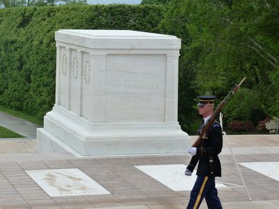 Tomb of the Unknown Soldier, Arlington National Cemetary (C) IAI 2017