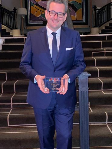 Michael Welti wins Award as "Banker of the Year"