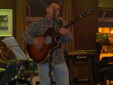 RGT Electric guitar,Acoustic Guitar, or music Lessons, ukulele,Bass Guitar, Banjo or Singing grades.