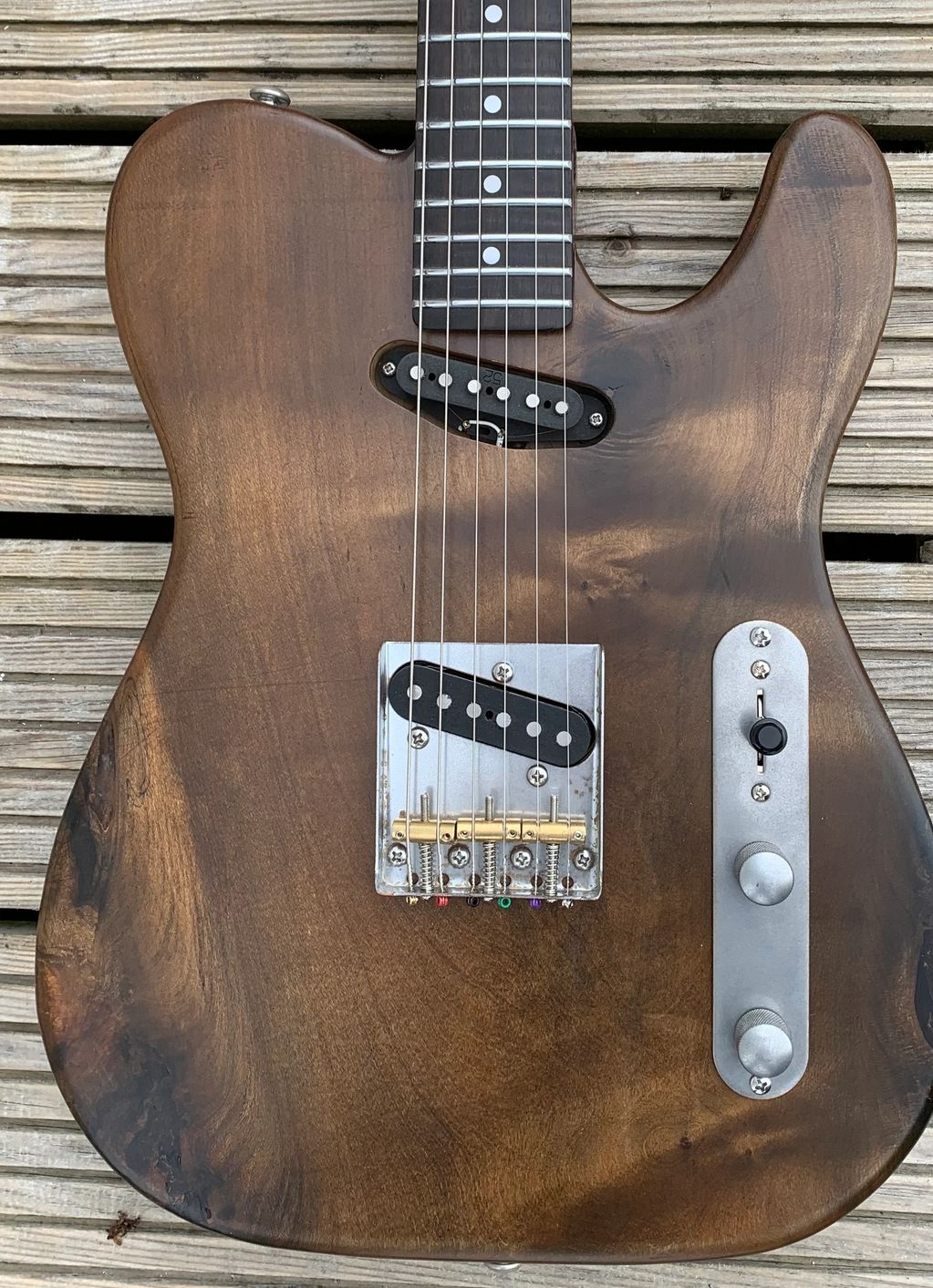 Custom electric guitar