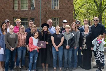 The whole family together including Dania's fiance Lucas, and hisparents.