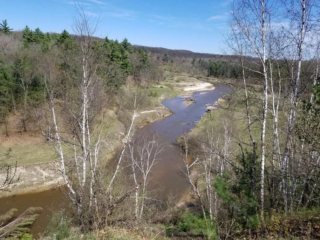 Pine River