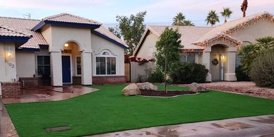 Beautiful Desert home in Arizona with artificial grass