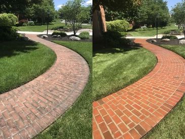 before and after picture of our pressure washing service in Galveston