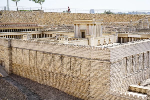 Miniature of the city of Jerusalem before 70AD