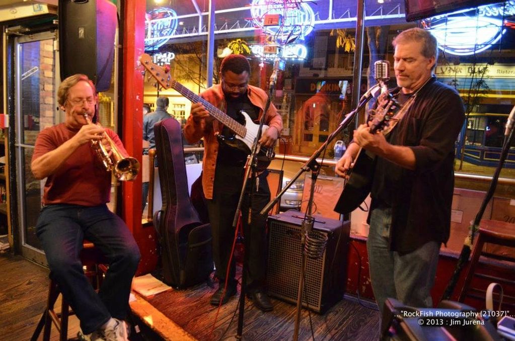 OPEN MIC Every Monday at Stan and Joe's Saloon 37 West St. Annapolis 8:00
Todd on trumpet
Ben on bas