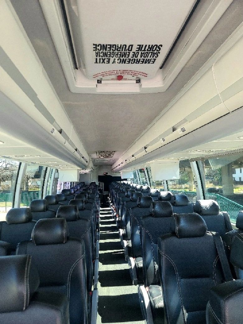 Charter bus Houston transportation and limousine. Corporate transportation service Houston.