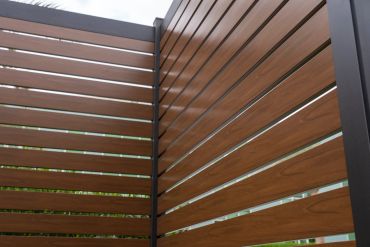 Florida Aluminum Alliance Product - Vertical Fence with semi-private panels.
