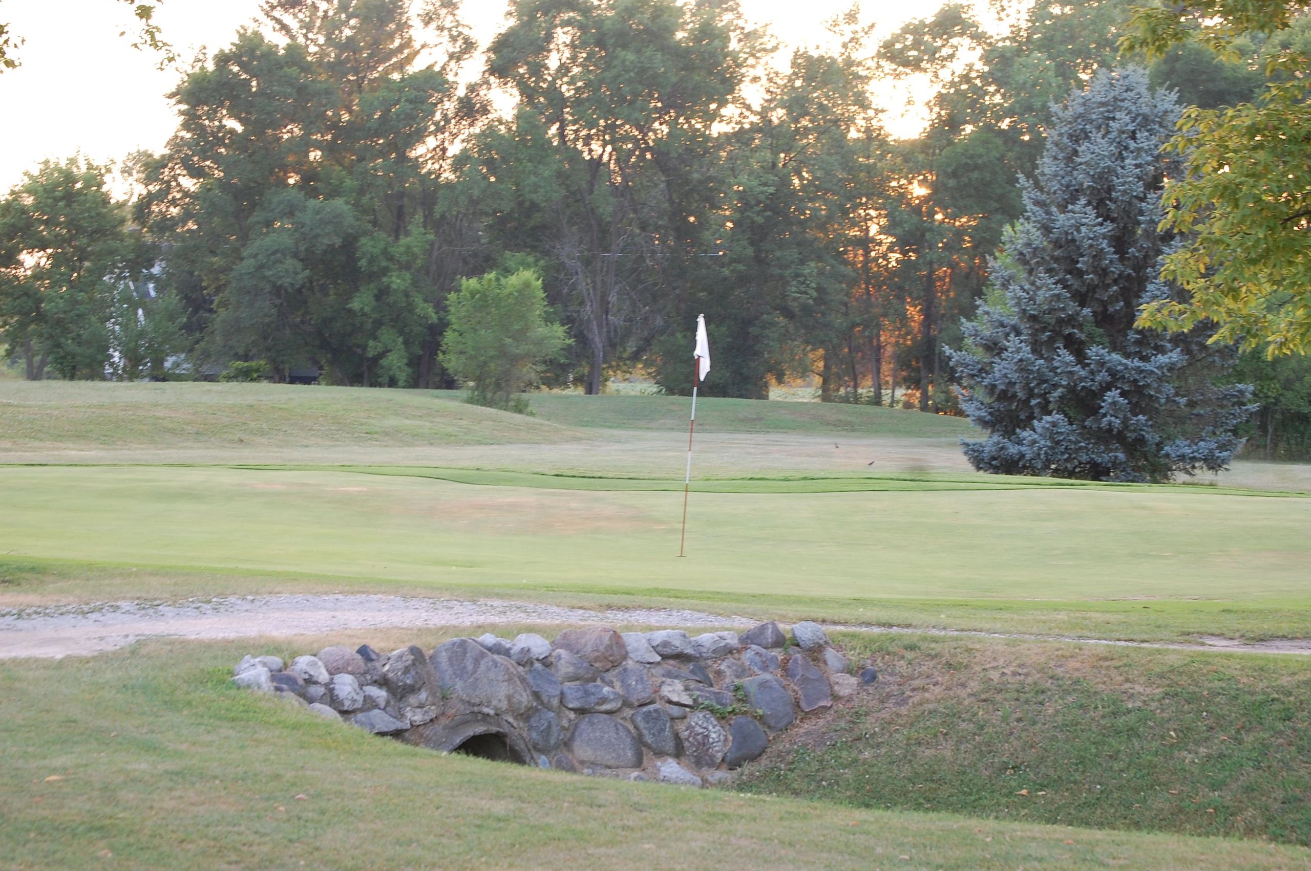 Pleasant View Golf Course  Range