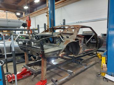 Camaro chassis jig mounting