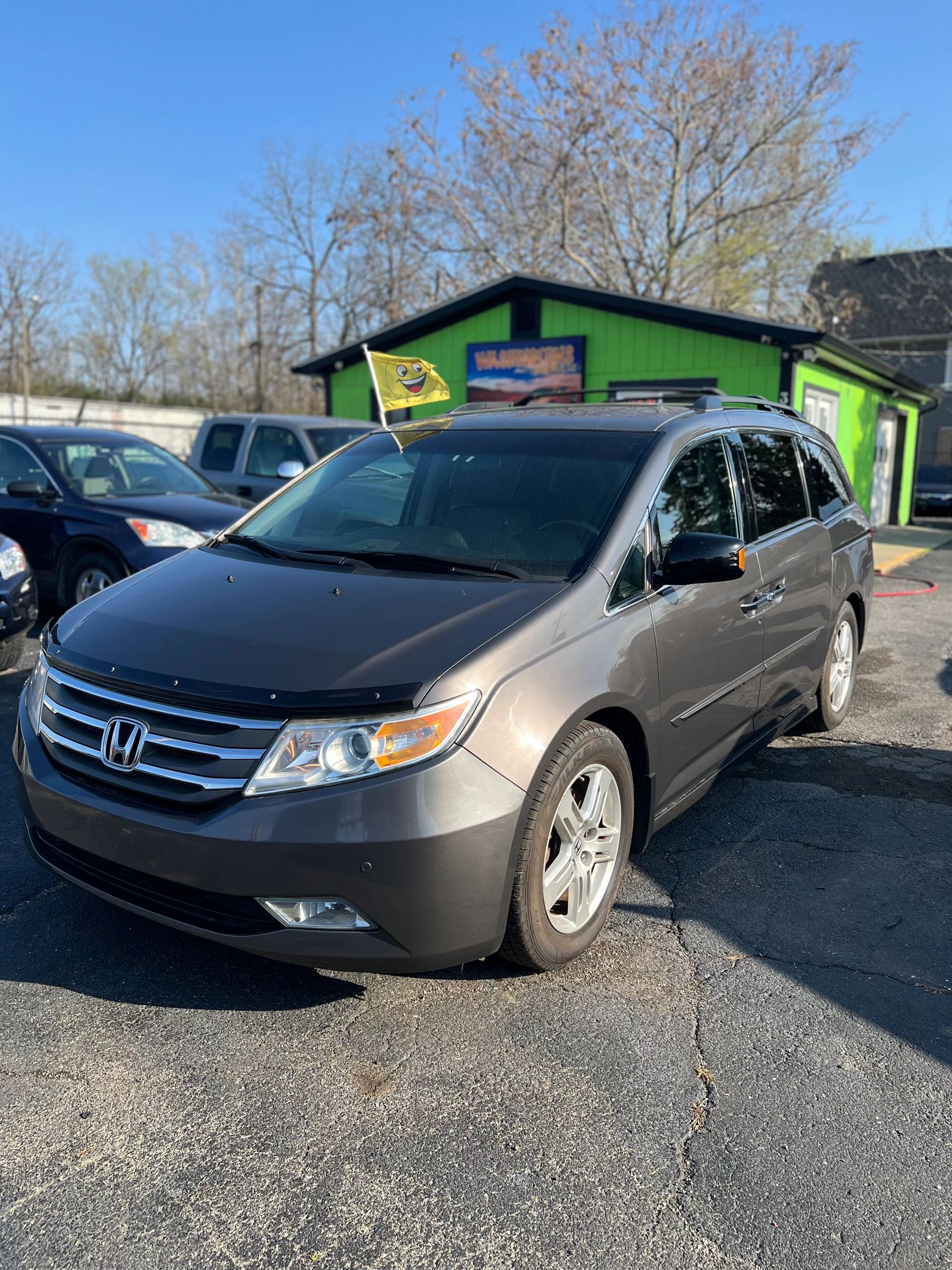 2012 Honda Odyssey Touring's photo