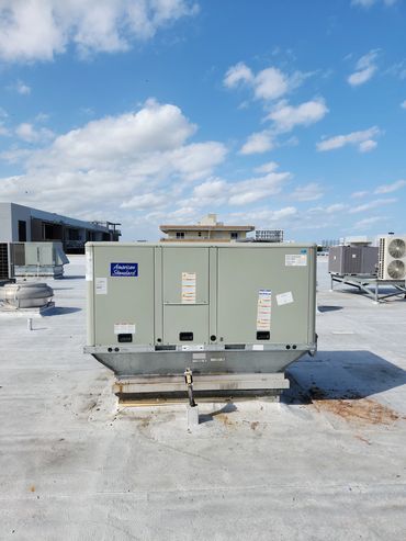 Comercial RTU Installation