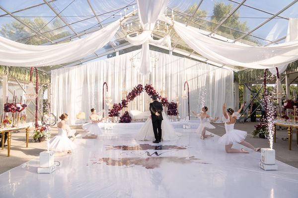 indoor cold sparklers and dry ice fog in Toronto