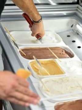 butik dondurma, doğal dondurma, mavi dondurma, bodrum mavi dondurma, gürece, ayşe arman, sorbe