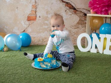 Family Photography. Maternity. Newborn. Mini Sessions. Outdoor Sessions. Regina Saskatchewan