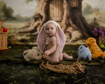 Family Photographer. Maternity. Newborn. Mini Sessions. Cake Smash. Regina Photographer.