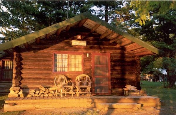 Maine Waterfront Cabins and Lodge
Fishing and Hunting in Maine