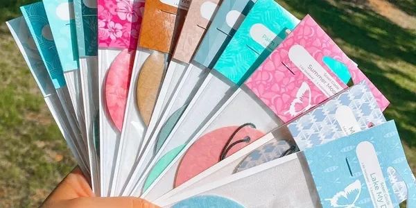 Independent Scentsy Consultant. Tons of scents to choose from.