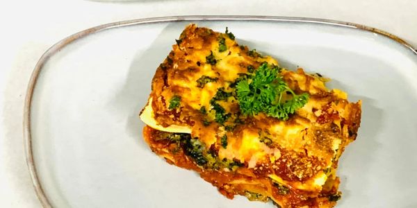 Meat Lasagne Portions Our medium Size feeds 2- 3 person.