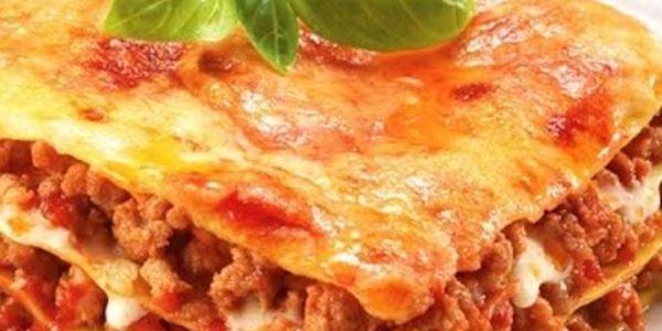 Lasagne, Meat Lasagne, Veggie Lasagne, Vegan Lasagne.