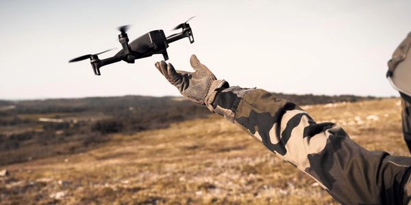 Parrot Anafi USA drone  hand lounch