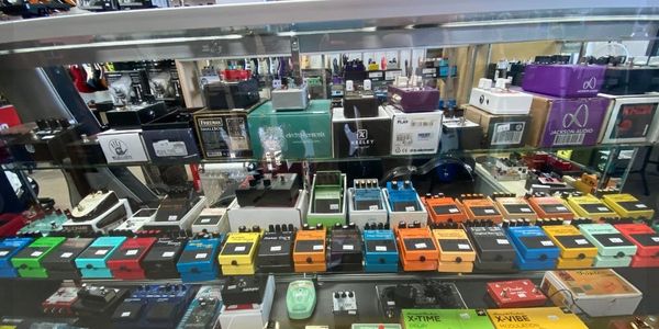 AZ's largest selection of used FX Pedals!
