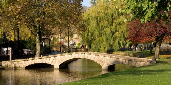 Stone bridge from Cotswolds
