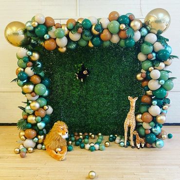 Jungle party backdrop