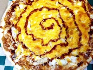 Mickey's Place 12" Buffalo Pizza