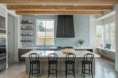 2017 Max Award Winning Home
Custom Kitchen with large kitchen bar