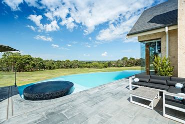 Pool builders Melbourne & Mornington Peninsula